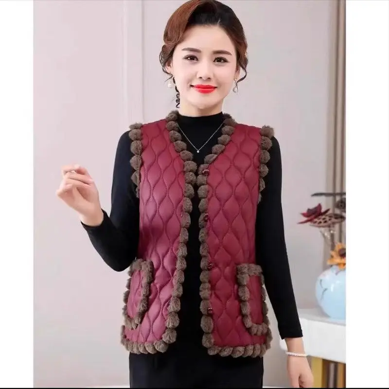 

Winter Plush Thickened Warm Jacket Fashionable Leather Vest Sleeveless Middle Aged And Elderly Mothers Waistcoat Top Z4410