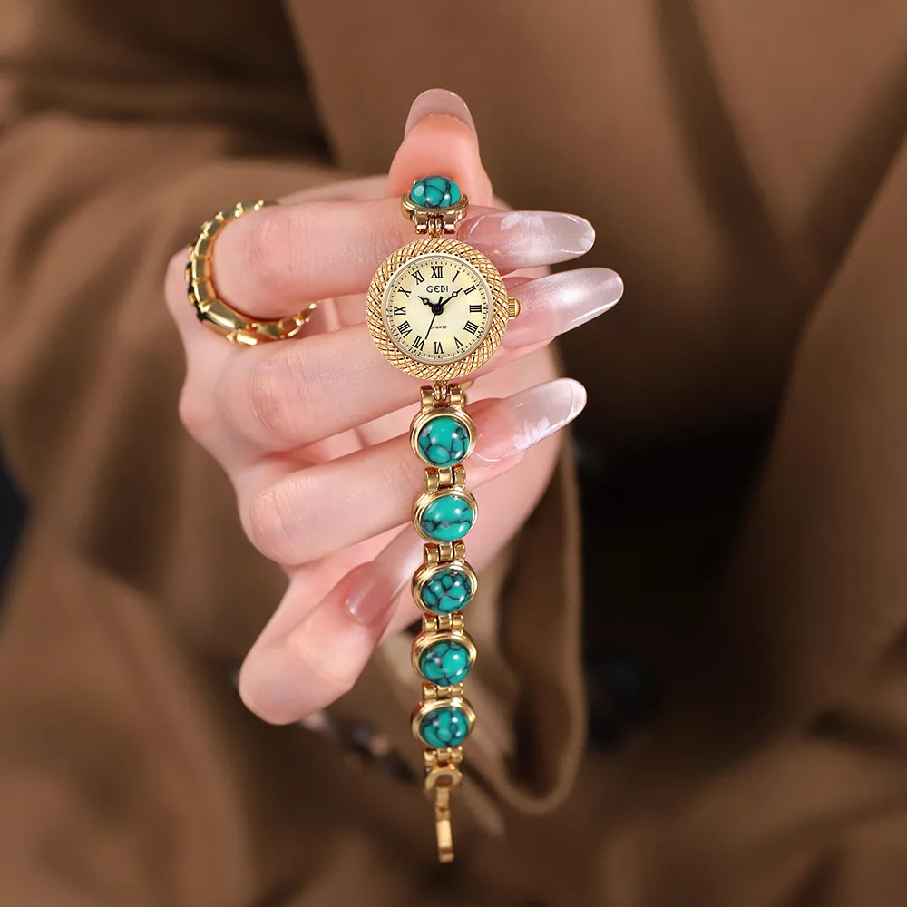 Ladies' Watch Light Luxury Advanced Cat Eye Stone Bracelet Roman Digital Dial Quartz Watch Women's Watch Clock Gift