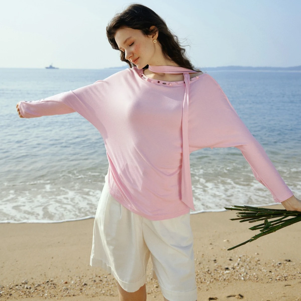 Olrain camisetas femininas slim fit 2026 primavera elegante manga comprida malha senhoras camisetas estilo doce cinto de gravata tops femininos o58ct003139