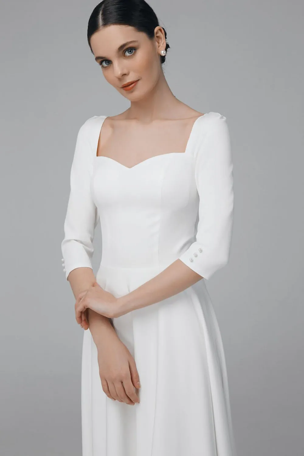 간단한 웨딩 드레스 2025 빈티지 a 라인 하프 슬리브 신부 드레스 스퀘어 넥 클래식 신부 드레스 진주 단추 맞춤형
