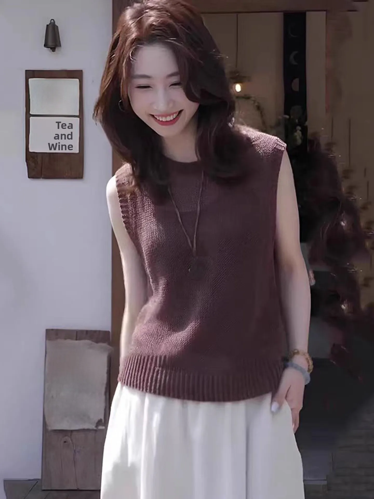 Retro Sle Comfortable Hollow out Knitwear Svel round Ne Vest Faionable Korean Loose Fit Summer Top for Women