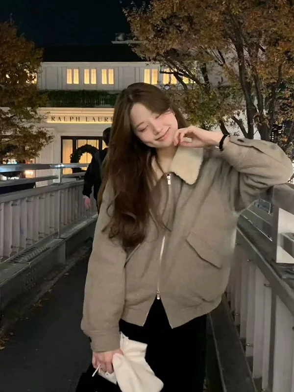 

Зимняя новинка: универсальная теплая хлопковая куртка с воротником из овечьей шерсти, утепленный шерстяной короткий хлопковый костюм, утолщенный, морозостойкий, модный.