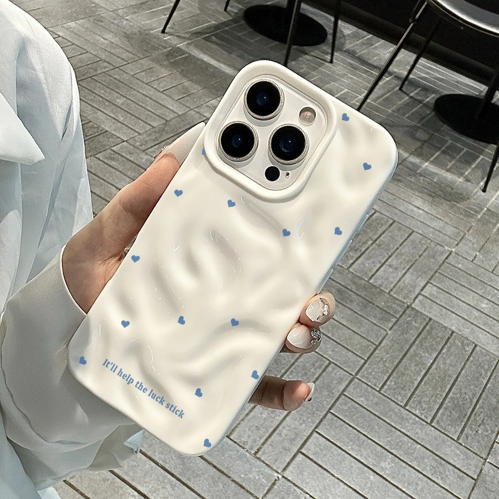 Minimalistisches Romantisches Herz INS Handyhülle für iPhone 17 16 15 14 13 12 11 Pro Max 14 Plus 17 Air Falten-Wellen Weiche Silikonhülle – Detail 4