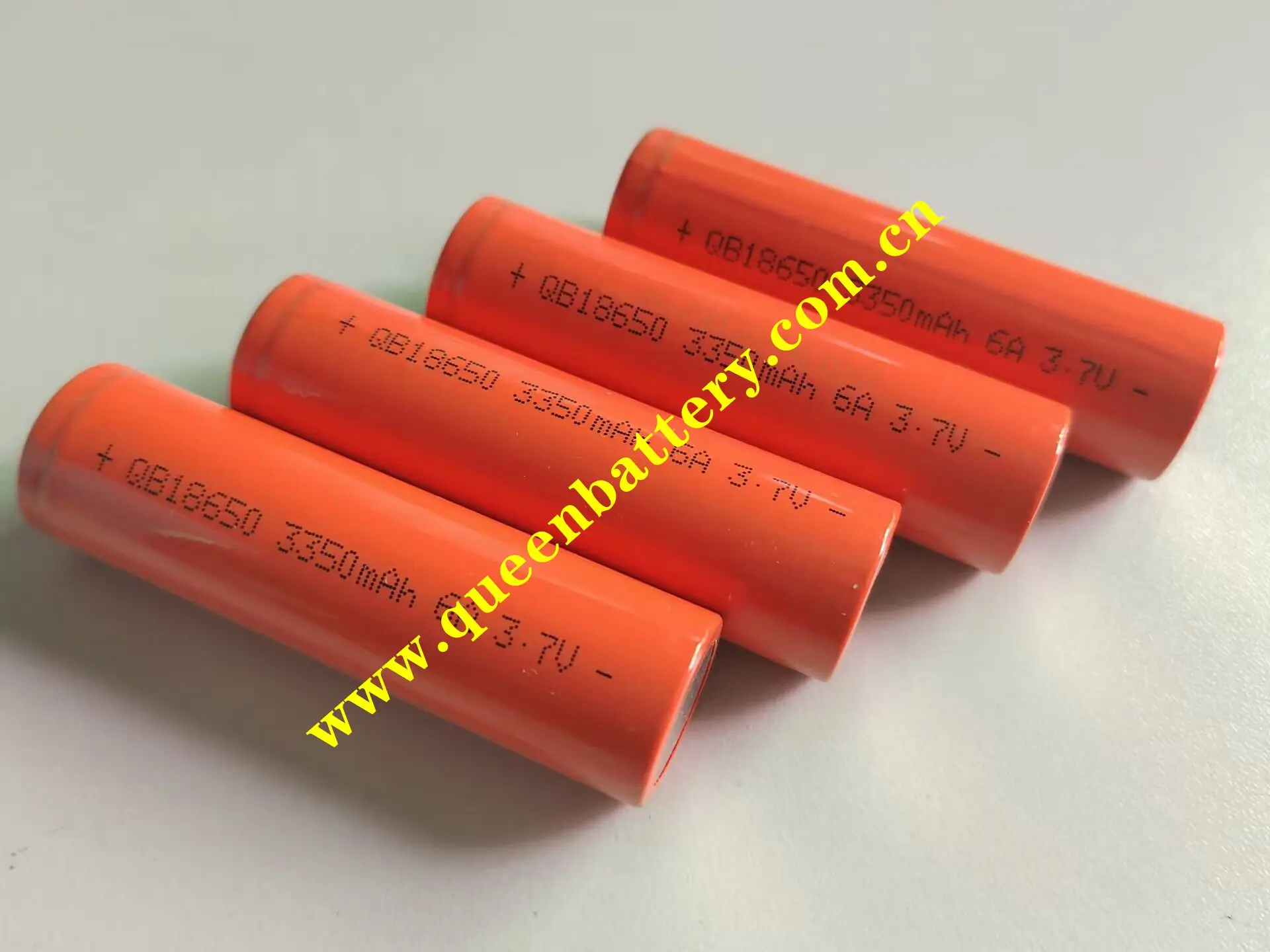 (200pcs/lot free shipping)kick scooer electric scooter balance scooter battery QB 18650 QB18650 3350mAh 6A 2C battery cell 3.7V