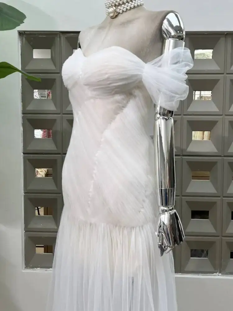 DFDG فستان سهرة نسائي أنيق مطوي من التل بدون حمالات فستان حفلات الزفاف رقبة فاخرة زفاف رسمي لربيع وصيف 2025