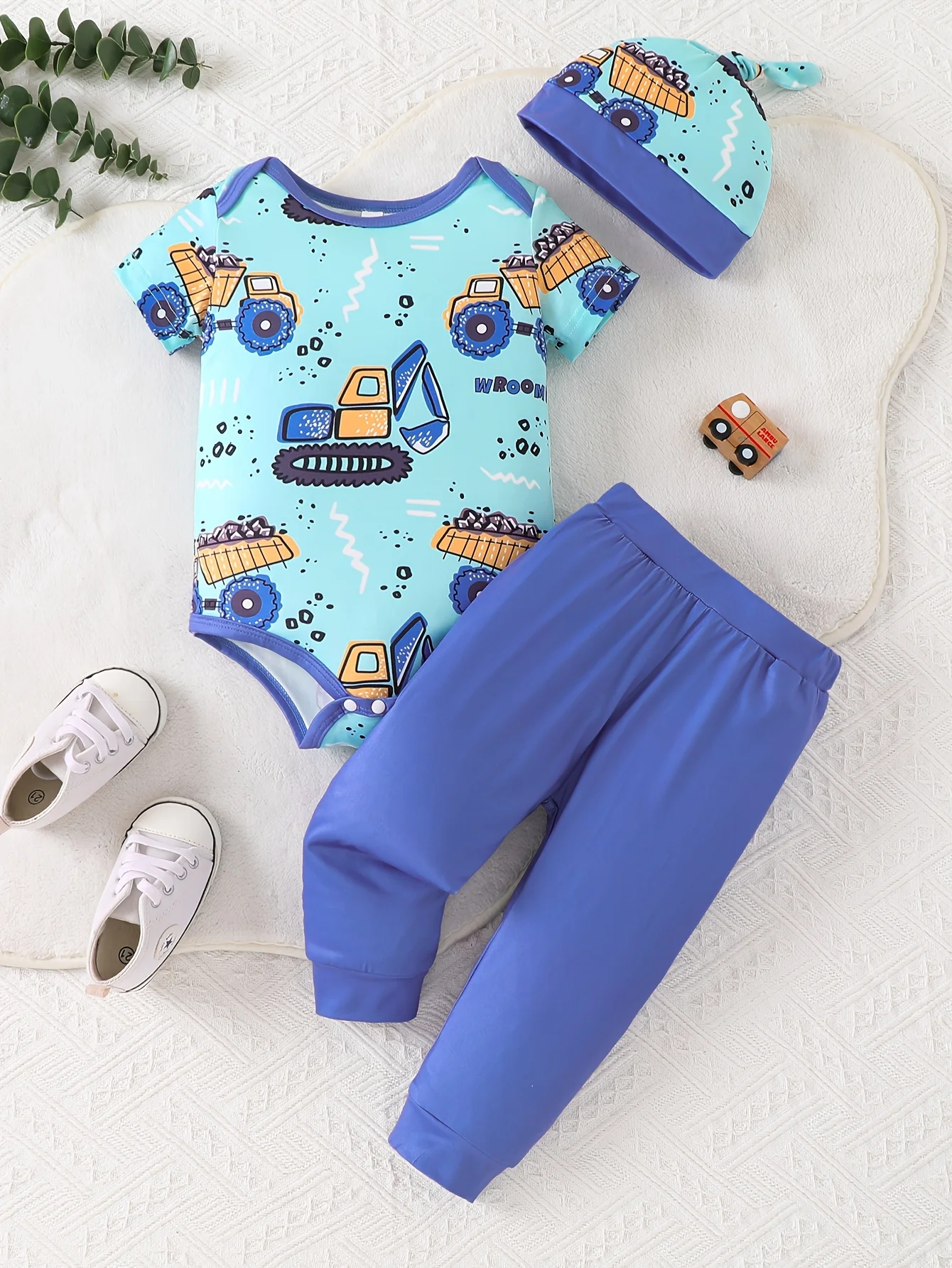Summer New Arrival Baby Cartoon Truck Elephant Print Short Sleeve Romper Pants Hat 3 Piece Set