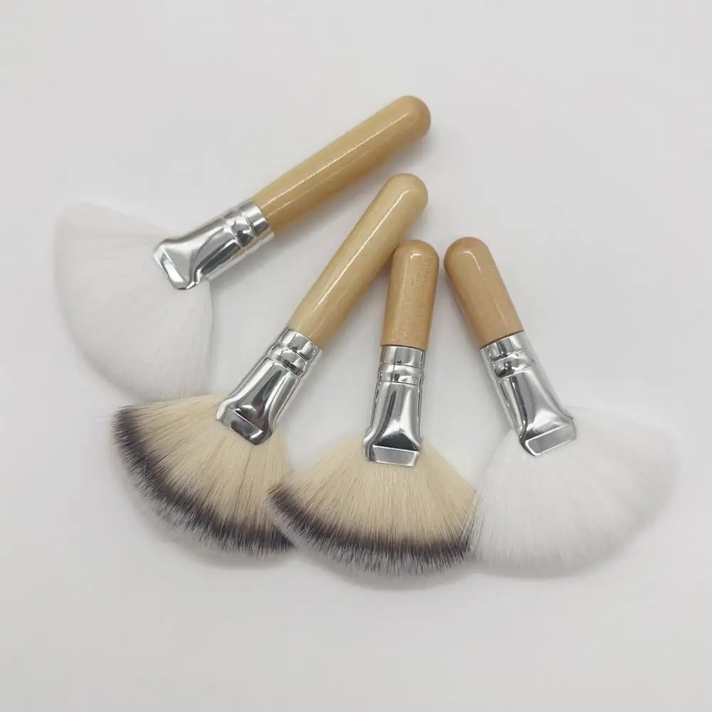 4 Uds. Cepillo abanico Facial mango de madera accesorios de maquillaje para mujer cerdas suaves y esponjosas herramientas de cepillo aplicador de arcilla de barro Facial