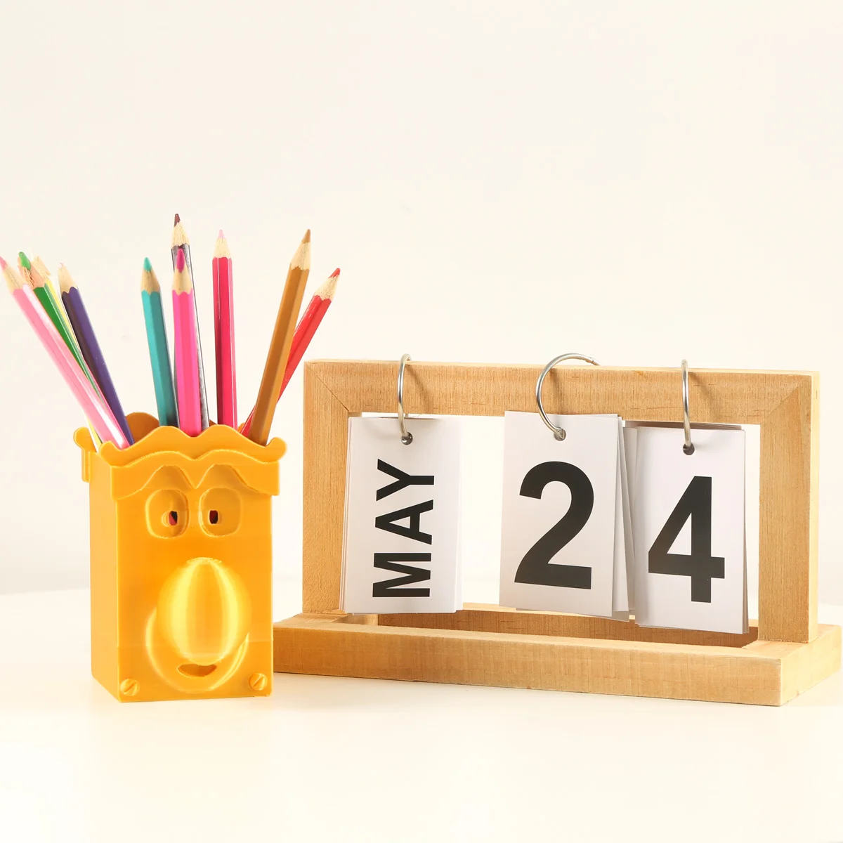 1 pc gold nose storage box+hook home decoration, makeup pen 