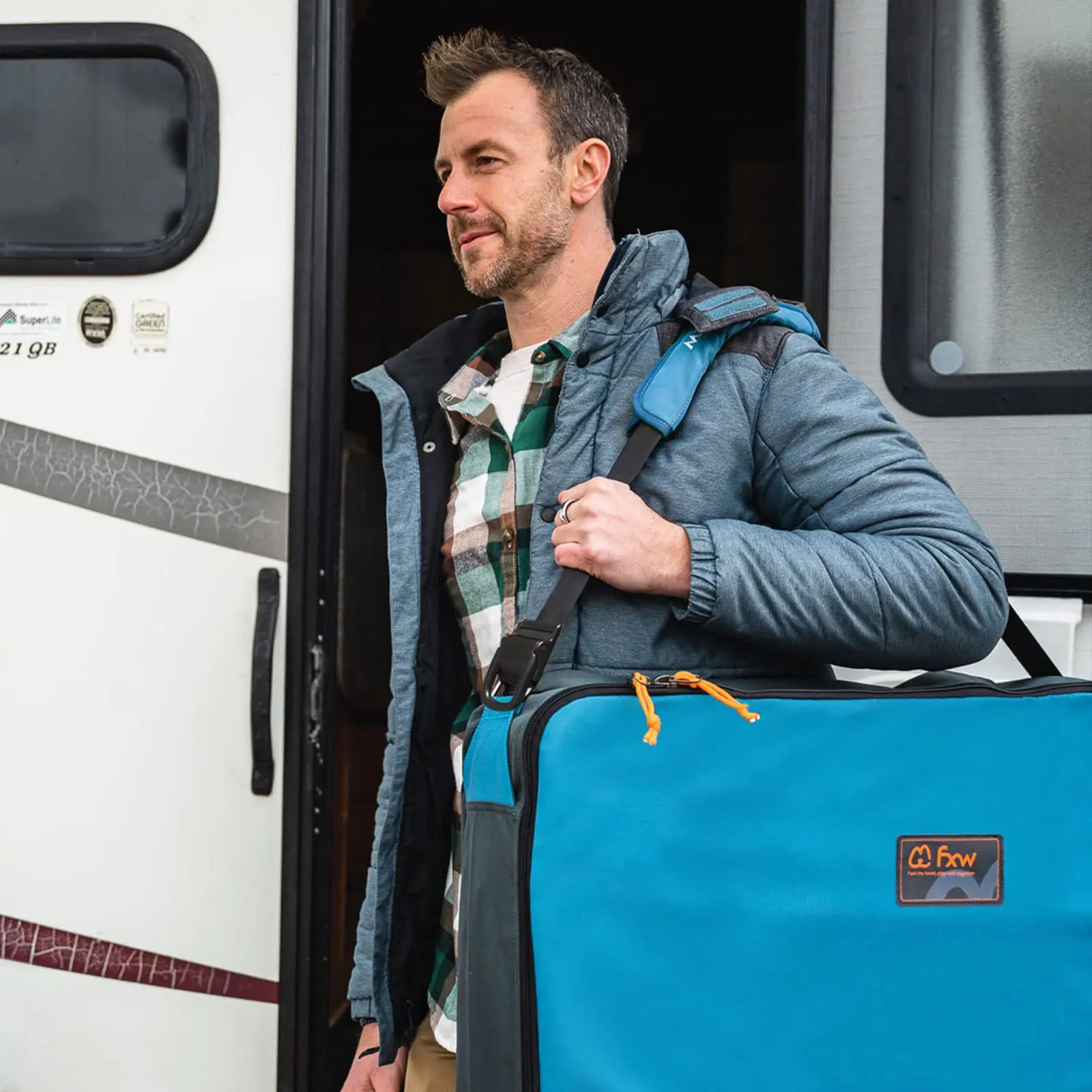 حقيبة تخزين روضة الكلاب المتخصصة من FXW (غير مناسبة لعلامات تجارية أخرى)، مصممة لرحلات RV