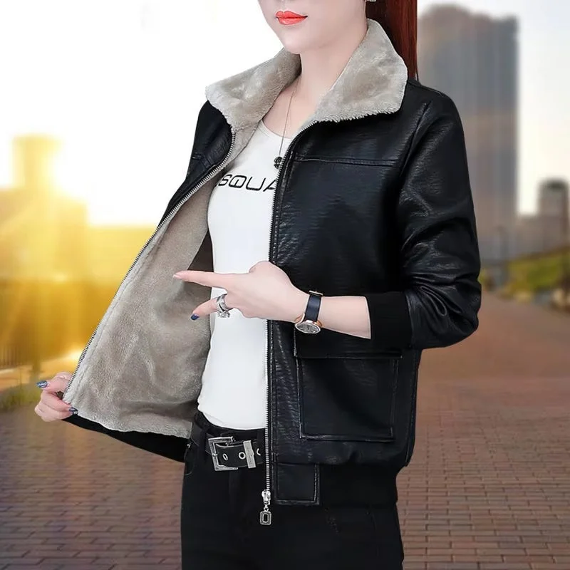 2025 Autumn Winter New Style Washed Short PU Leather Coat Plush Thick Leather Jackets Women's  Loose Windbreaker Female Overcoat