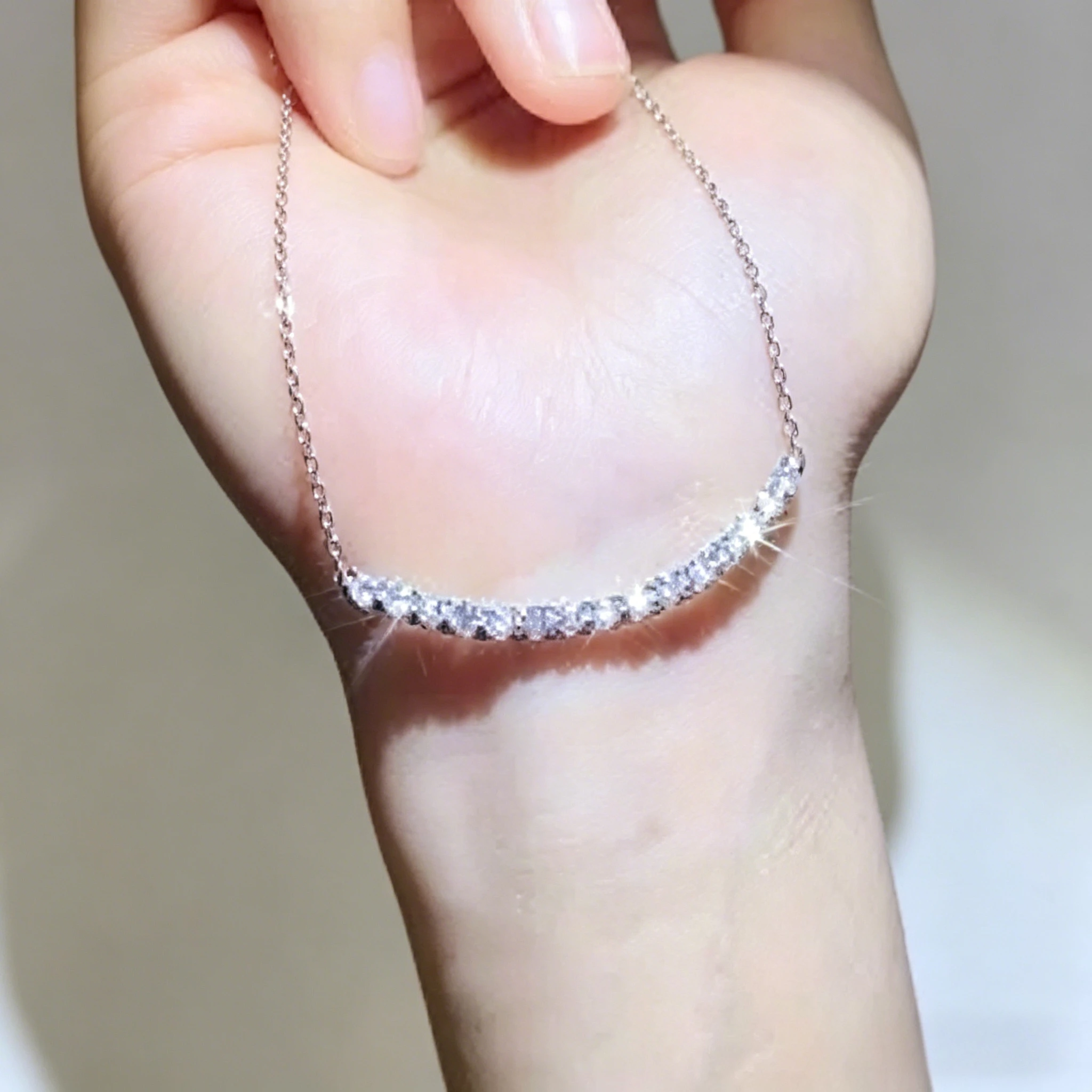 925 Sterling Silver Exquisite Versatile Unique Design Smile Necklace Women's Clavicle Chain, Perfect for Gifting