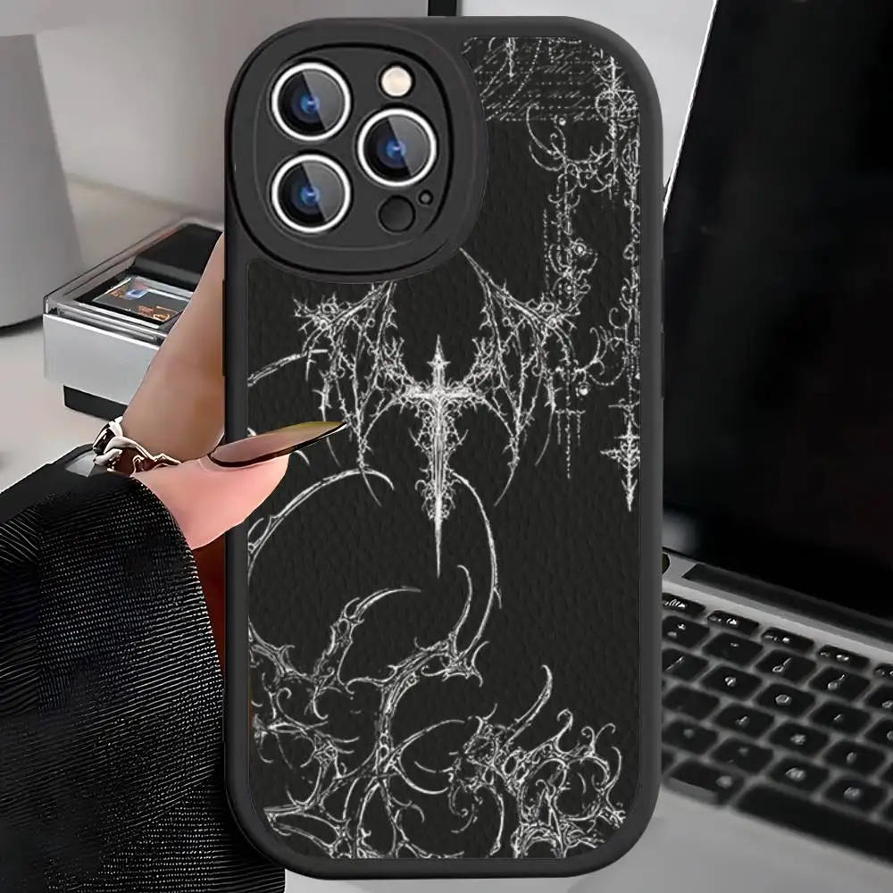 حافظة لهاتف آيفون 16 15 14 11 12 13 Pro Max Plus من الجلد الخلفي على الطراز القوطي Cyber Sigil