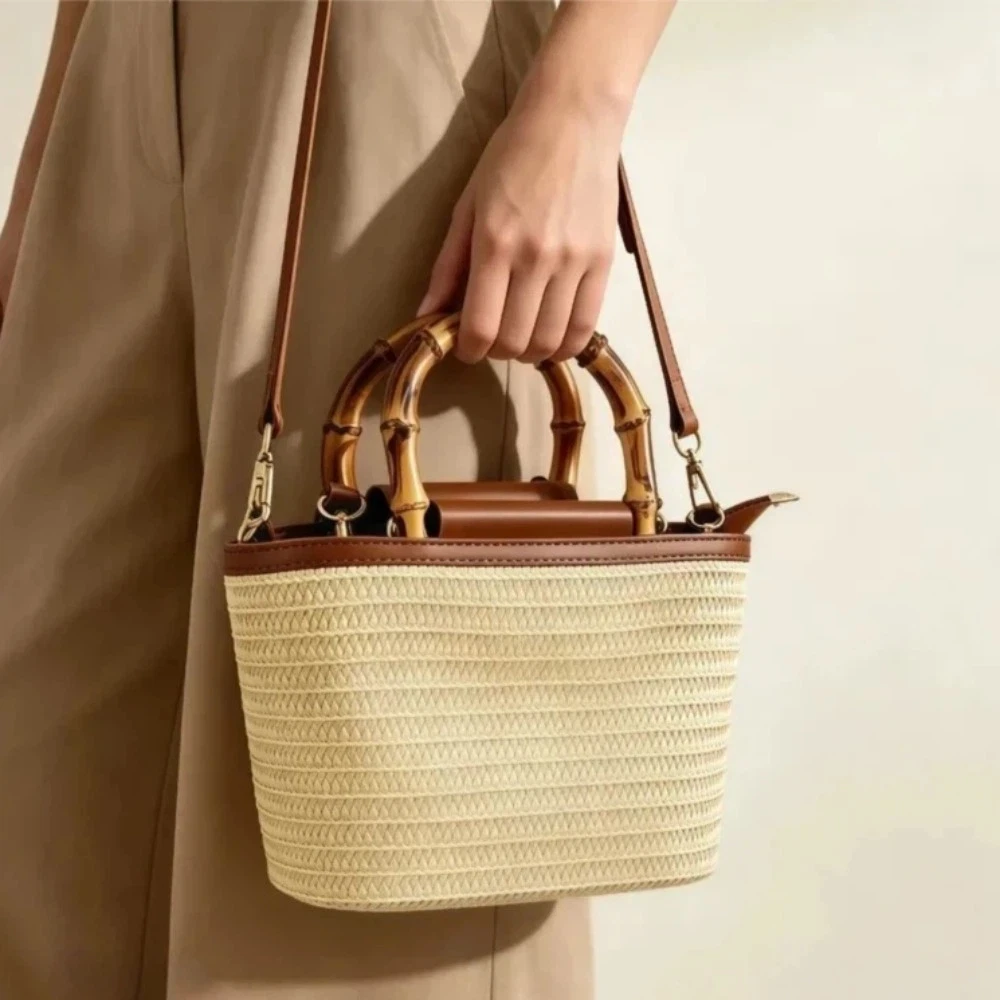 Bohemian Wooden Handle Straw Shoulder Bag Hand Knitted Retro Woven Tote Handbag Bucket Bowknot Knot Basket Bag Travel Holiday