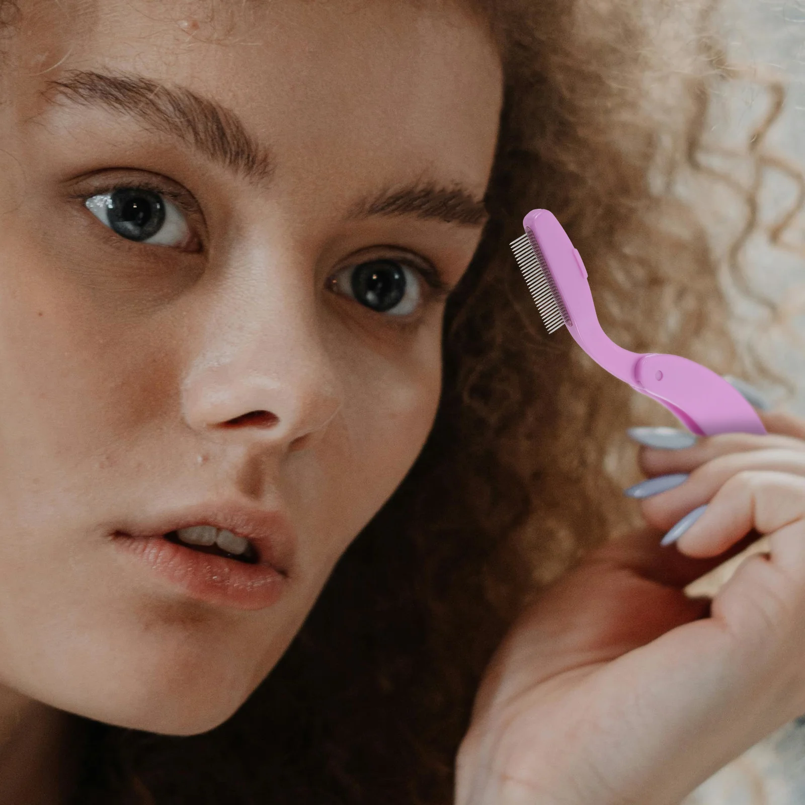 

Stainless Steel Eyelash Comb Foldable Design for Lashes Brows Grooming Metal Brow Comb Tool Portable Brush Lightweight