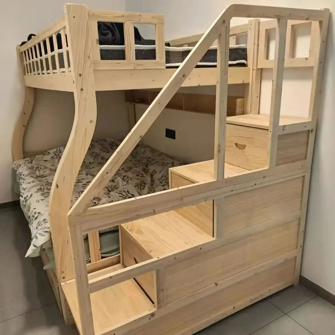 

Furniture bed