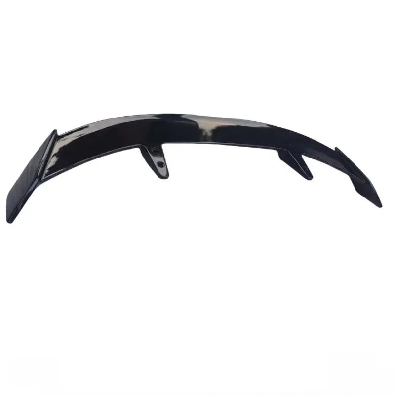 

The dual-door hatchback spoiler is suitable for 2019 and later Mazida3 hatchback models and Axela hatchback models.