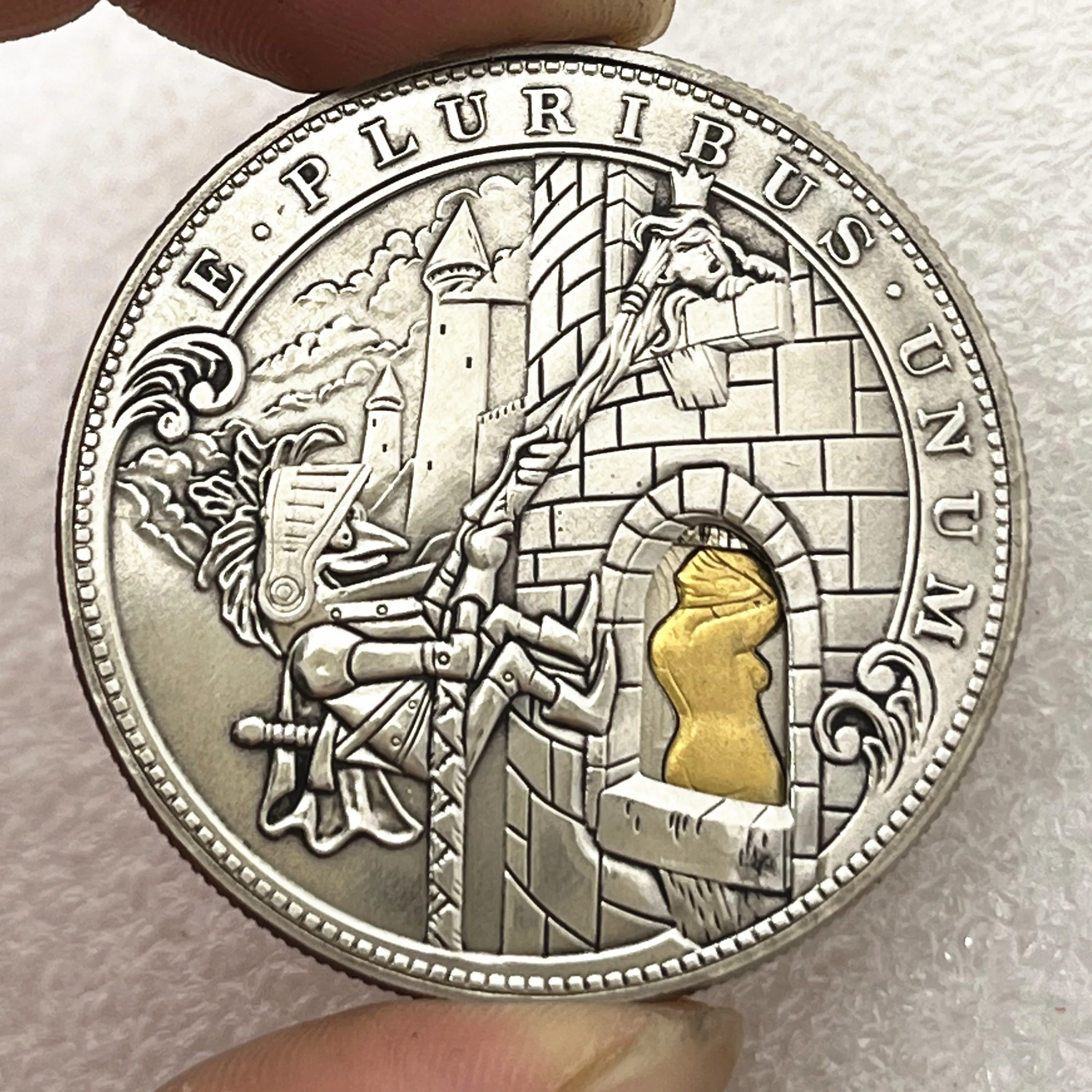 

Active Mechanism Coin 'Peeper' Hobo Nickel Morgan Dollar Collectible Creative Gift Replica