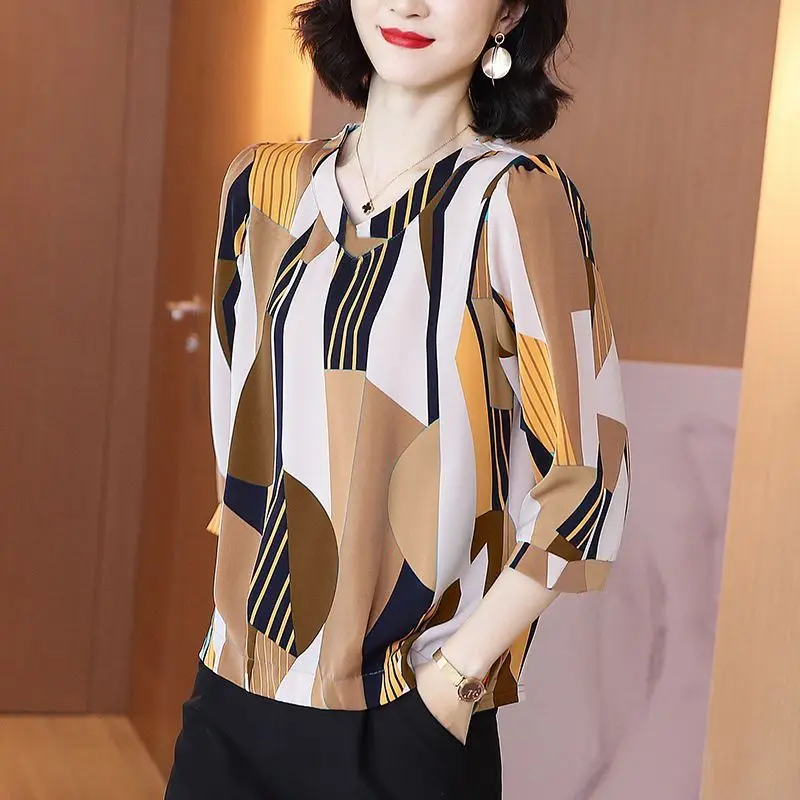 Korean Fashion Women Clothing Basic Chiffon Shirt Contrast Color 3/4 Sleeve V-neck Pullovers Top Spring Summer New Casual Blouse