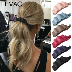 Women's Acrylic Matte Duckbill Clip Wavy Ponytail Hair Claw Solid Color Plastic Claw Clip Frog Clip Hair Accessories For Girls