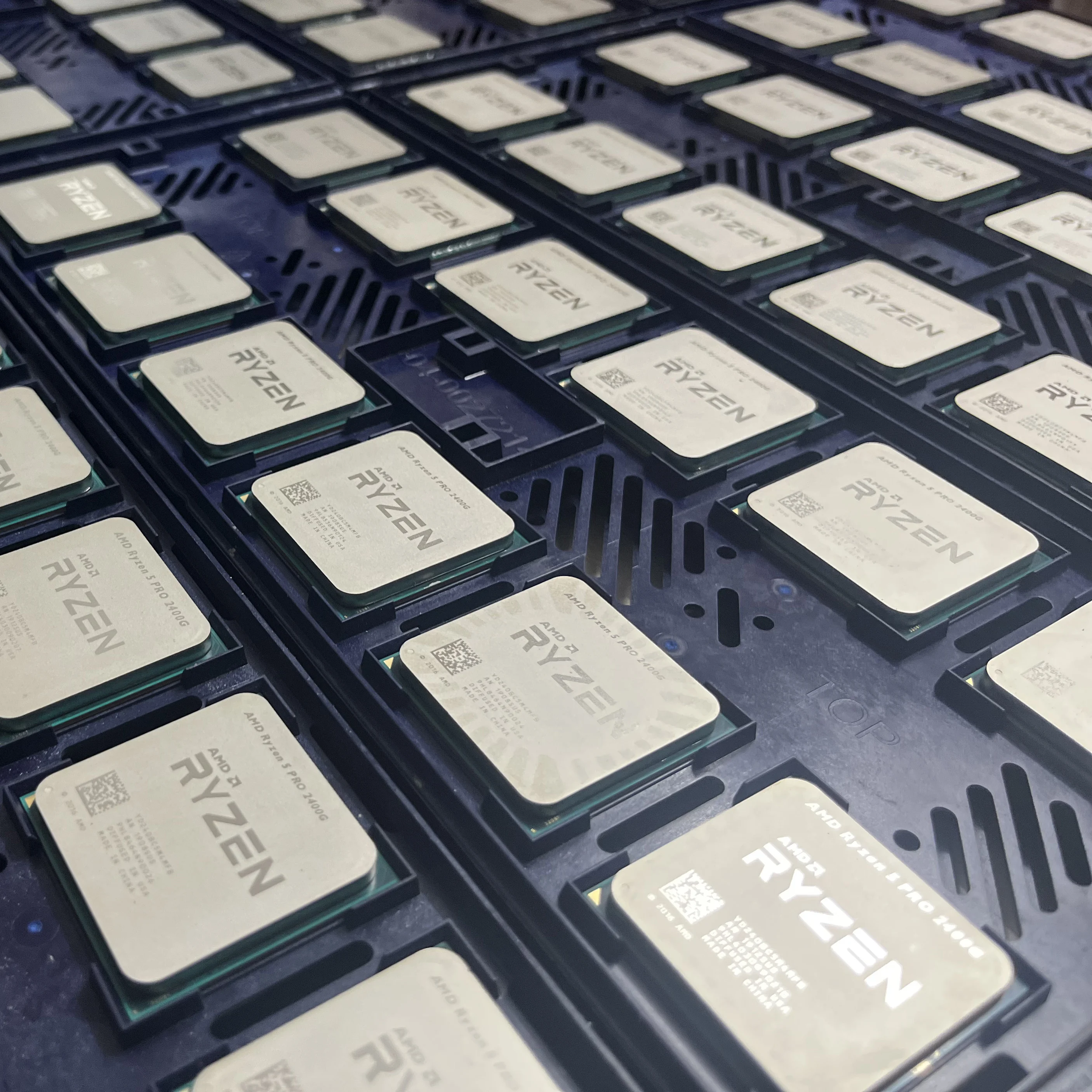 Processore AMD Ry Zen 7 9700X R7 9700X R5 9600X R9 9900X 9950X 5,5 GHz 8 core 16- thread 40 MB di cache di gioco 4NM Socket AM5 CPU da gioco