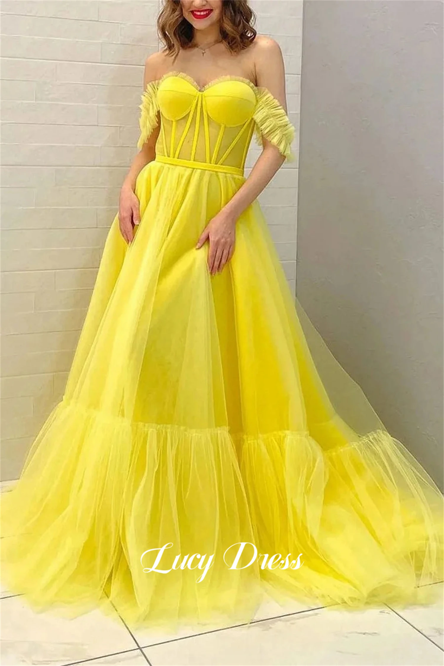 

Lucy Prom Dress Line A Sweetheart Bridesmaid Dresses Graduation Gown Mesh Yellow Robe De Soiree Femmes Evening Party Wedding