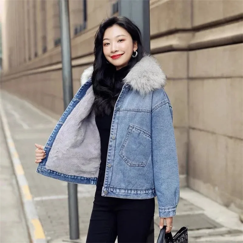 Fleece Denim Jacket Women Short Outerwear Cotton-padded Coat Autumn Winter Fur Collar Butterfly Embroidery Loose Warm Jean Coats