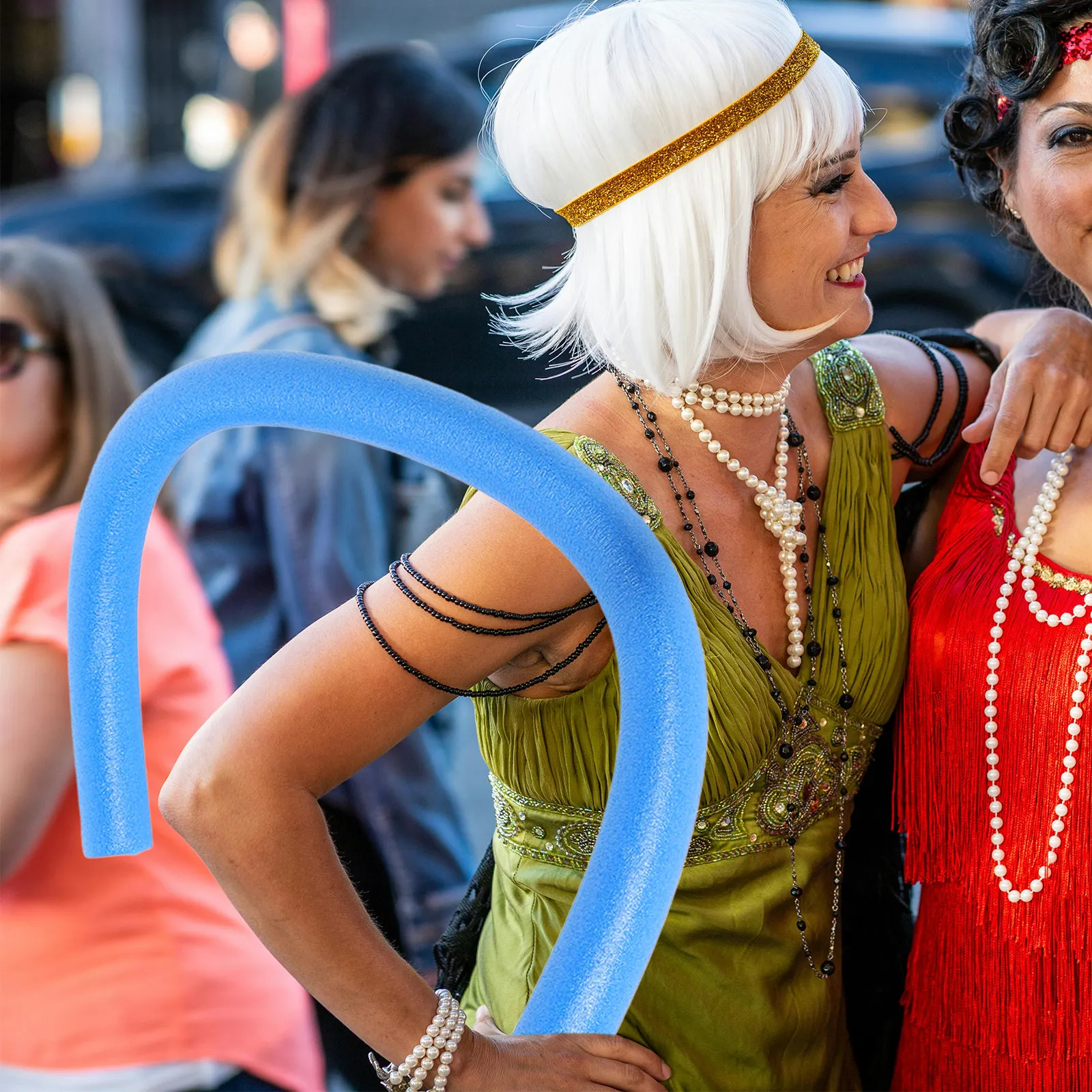 2 Stück Monteye Spielstäbe aus weichem Schaumstoff, Poolnudeln für Schwimmaktivitäten mit Augenbinden, Jumbo-Schwimmnudel-Set für Kinder und Erwachsene im Pool