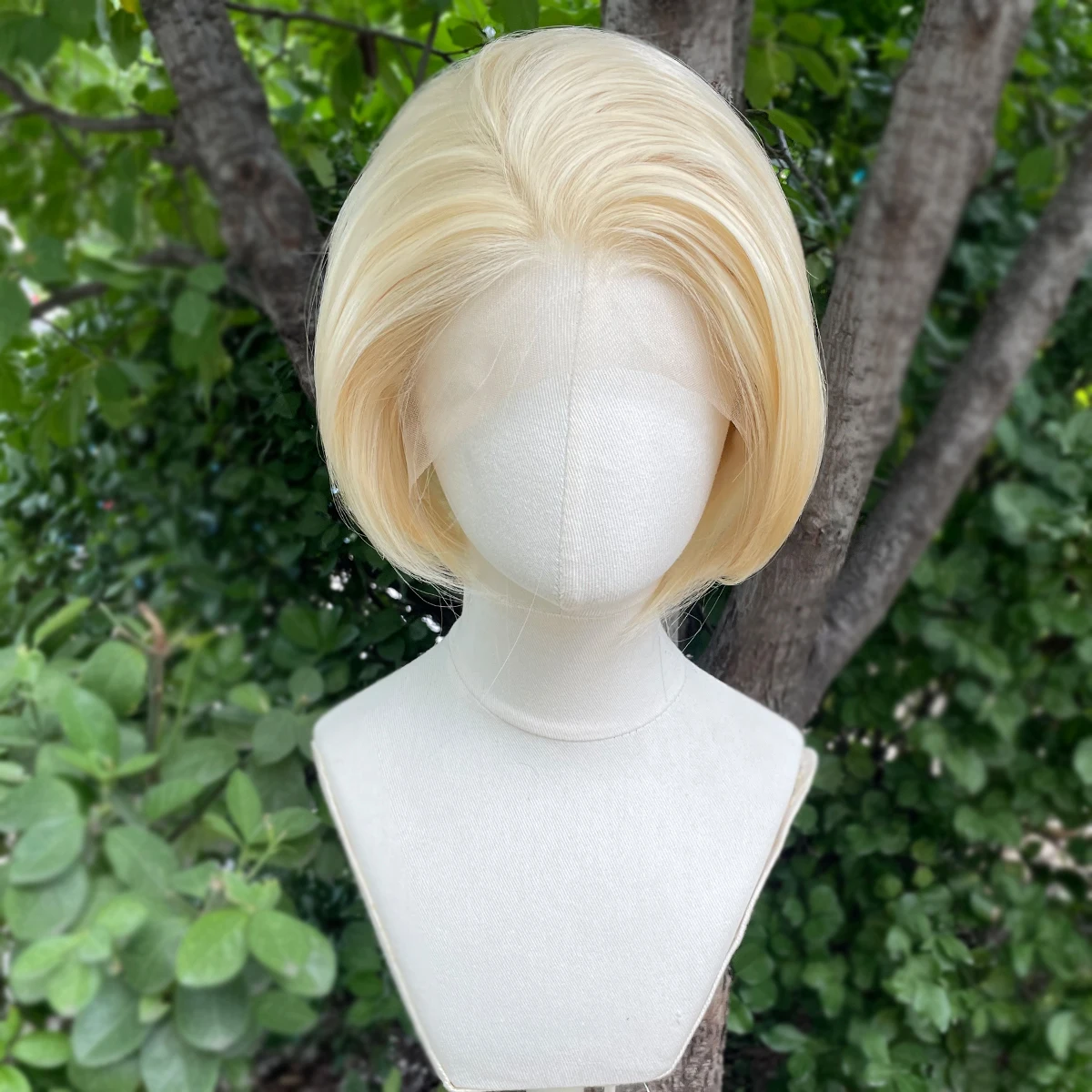 613 Blonde Short Bob Cut Synthetic Lace Front Wigs for Women Cosplay Wigs for Men Star Glueless 13x4 Lace Front Wigs Natural