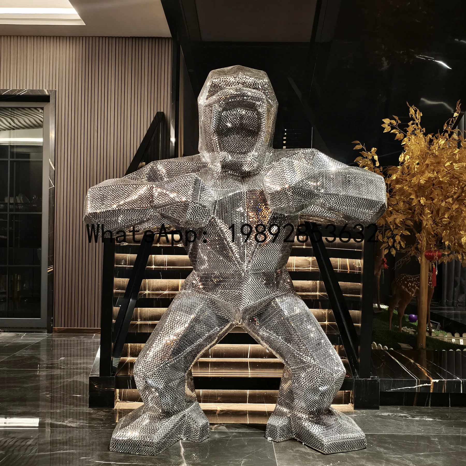 

PYJ FRP geometric gorilla large floor ornament hotel creative decoration