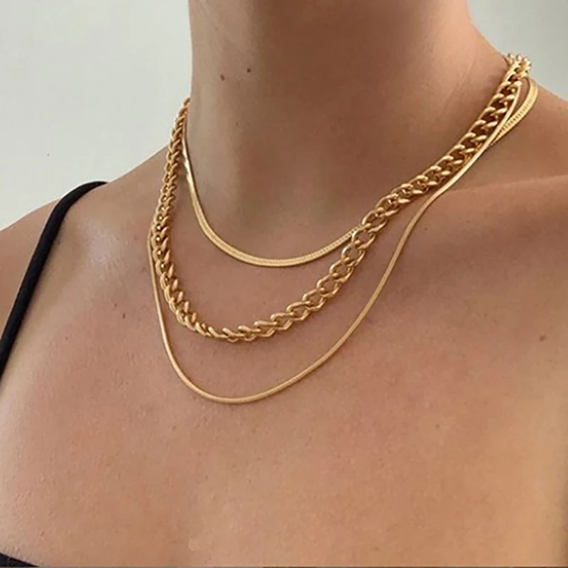 Fashion Simple Snake Necklace For Women Vintage Golden Multi-layered Choker Sweater Chain Neck Accessories Party Jewelry Gift