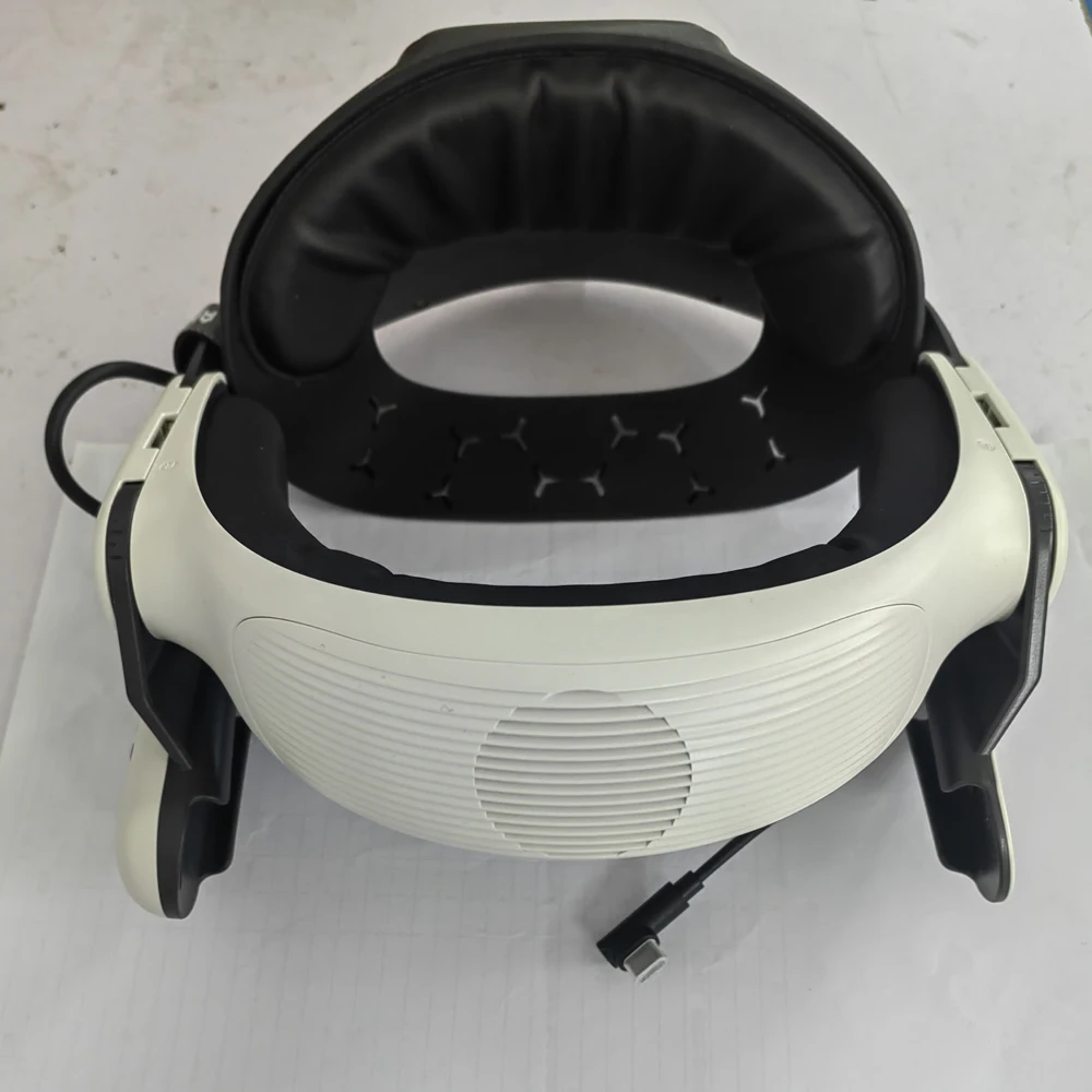 

Head Strap with Battery for Oculus Quest 3 3S VR Headset with Fan 8000mAh Rechargeable Halo Strap for Meta Quest 3S VR Headstrap