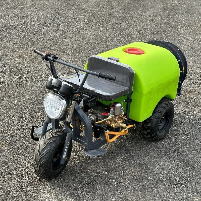 Ride-in orchard air delivery dispenser, fully automatic three-wheeled dispenser all-in-one machine