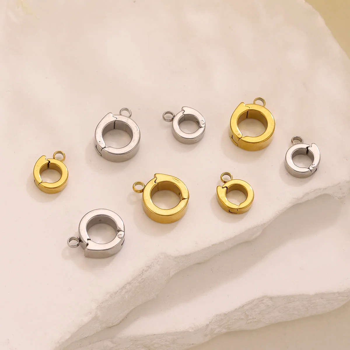 2PCS 18K Gold Plated Stainless Steel Round Jewelry Clasps Durable Necklace Bracelet Connectors Fasteners Wholesale Supplies - view 2