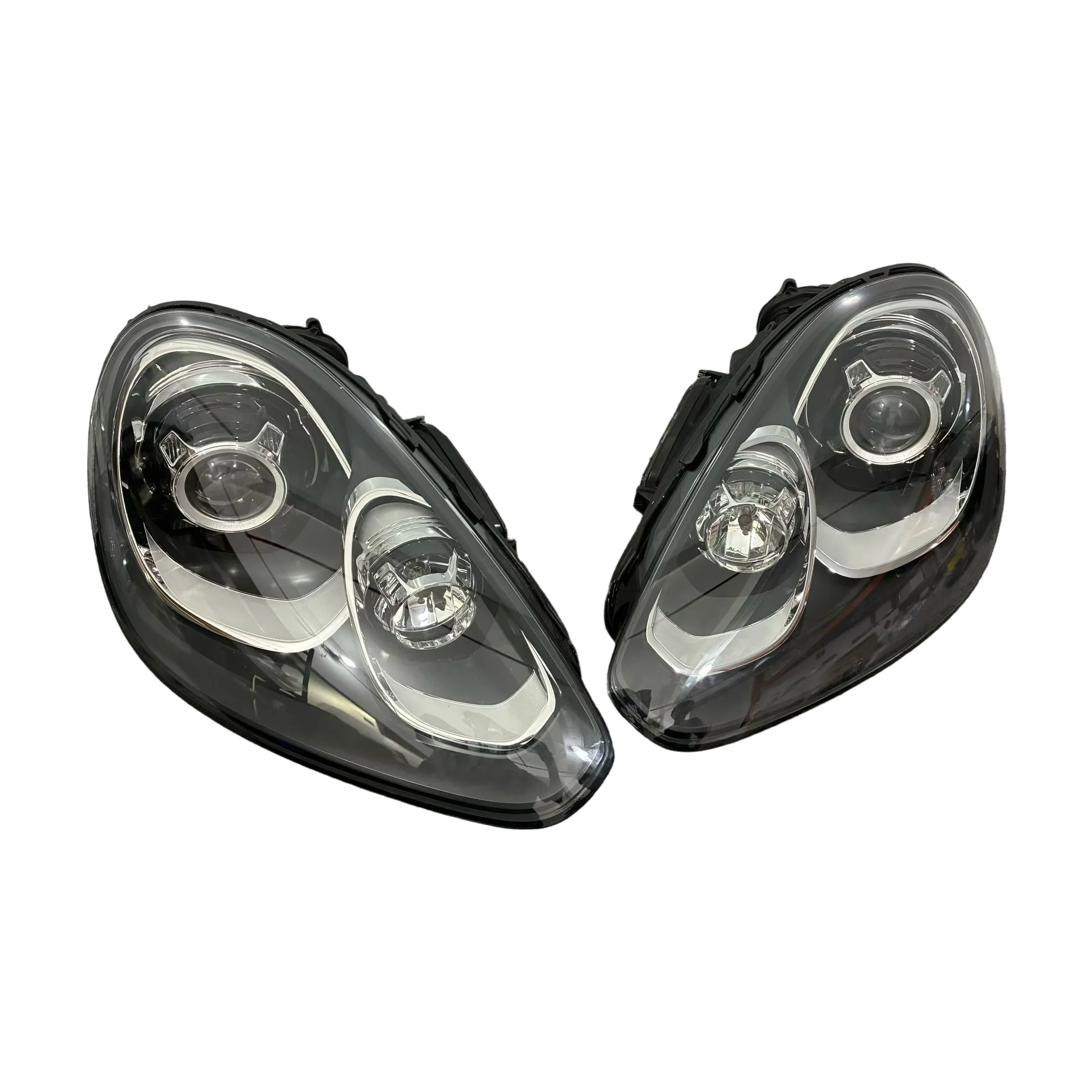 ForSuitable for Porsche Cayenne headlight assembly, original factory smoked matrix headlight, headlight disassembly assembly