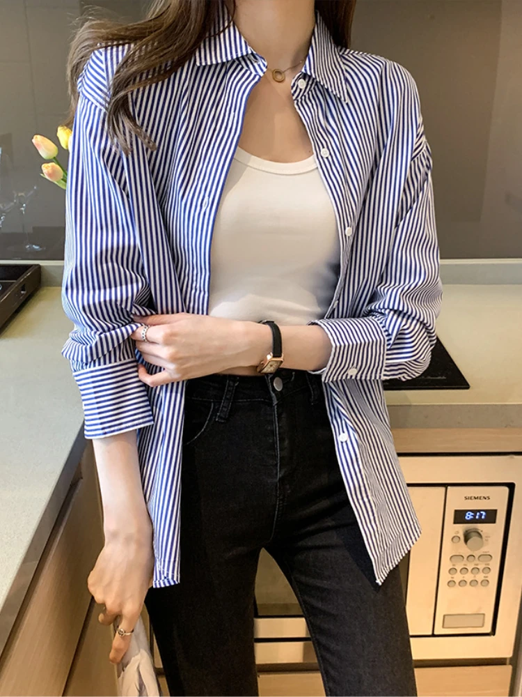 2024 Trends Summer New Women\'s Striped Shirt Korean Fashion Elegant Loose Ladies Blouses with Buttons Long Sleeve Women Tops