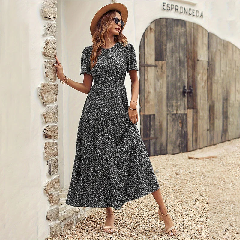 Frühling Sommer Tiered Kleid Frauen Midi Kleider Weibliche Kurzarm Elastische Taille Gedruckt Floral Plissee Backless Casual Kleid