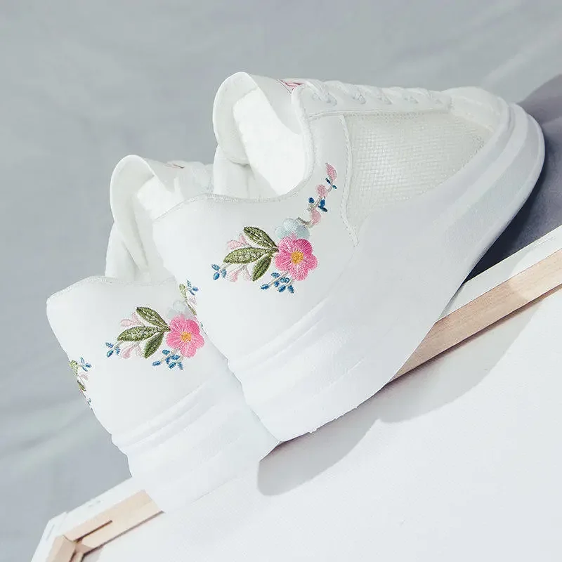 White Woman Shoes 2023 New Spring Comfortable Sneakers Women Breathable Lace-up Flower Woman Casual Shoes Zapatillas Mujer