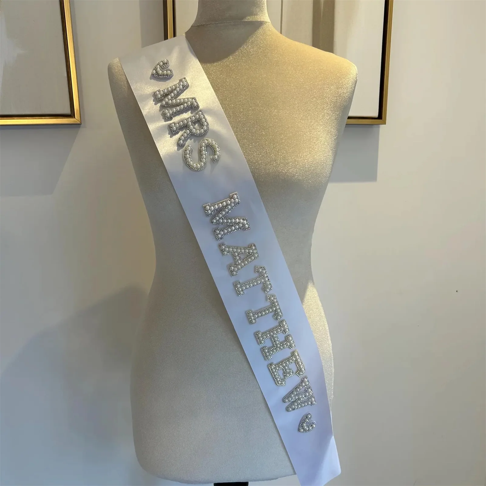 وشاح العروس اللؤلؤي المتلألئ |   وشاح حفلة دجاجة الزفاف المخصص |   موضوع الديسكو الأخير |   أوشحة الزفاف |   هدايا حفلة الدجاجة |   ديامانتي