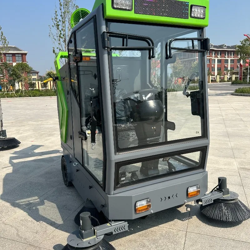 YG Customized High Efficiency Electric High Pressure Self-Propelled Street Cleaning Truck New Condition Battery Operated Sweeper