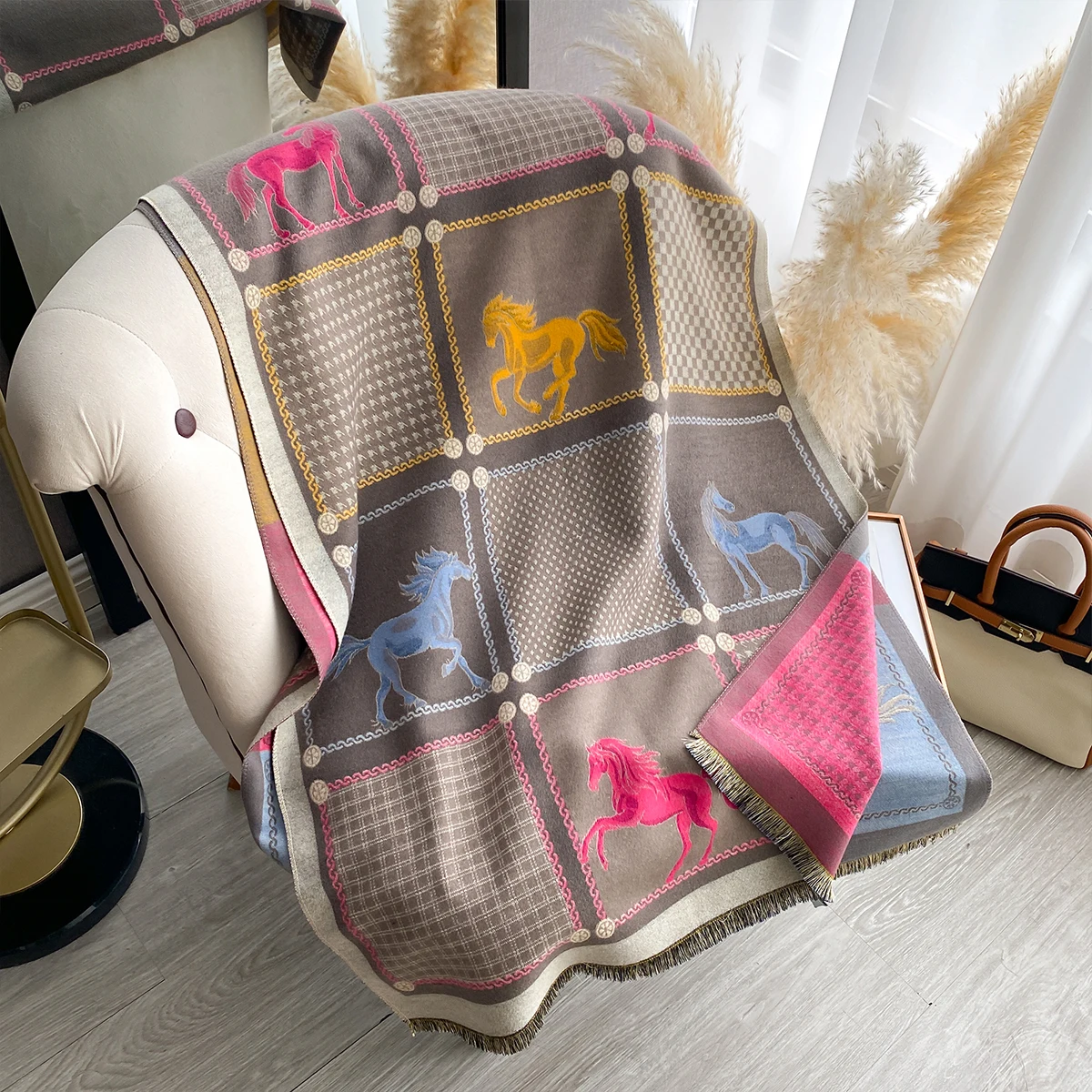 Neue Luxus Marke Zweiseitige Jacquard Schal Kaschmir Weiche Warme Fringe Pashmina Das Pferd Schal Winter Kältebeständig Winddicht Decke – Detail 8