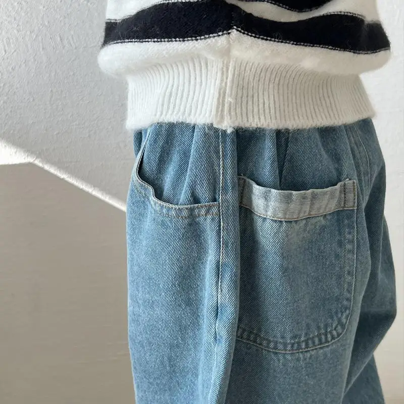 Primavera autunno Casual neonati maschi ragazze Jeans pantaloni abbigliamento per bambini cotone Casual bambini moda pantaloni Denim vestiti per