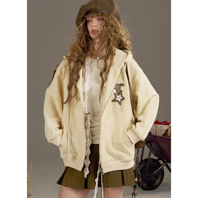 ELFSACK 2025 الخريف الوافدين الجدد عادية Y2K على شكل قلب الملمس ستار نمط مقنعين الرباط سترة للمرأة