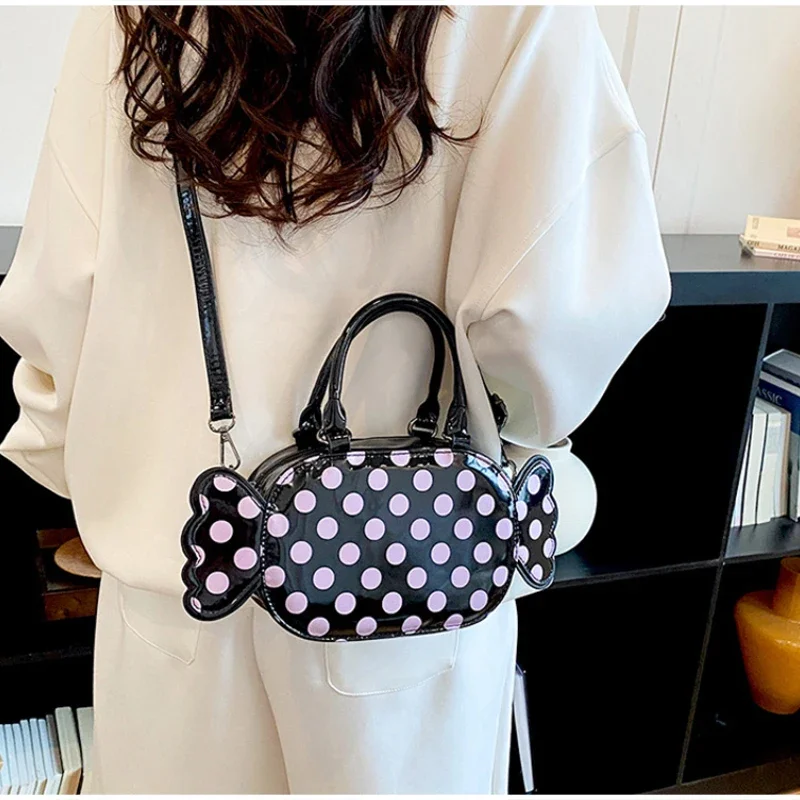 Ausgefallene Bonbon-Bartform Gepunktete Crossbody-Schultertasche, Damen-Umhängetasche, Leichte Handytasche, Niedliche Farbkontrast-PU-Handtasche – Detail 15