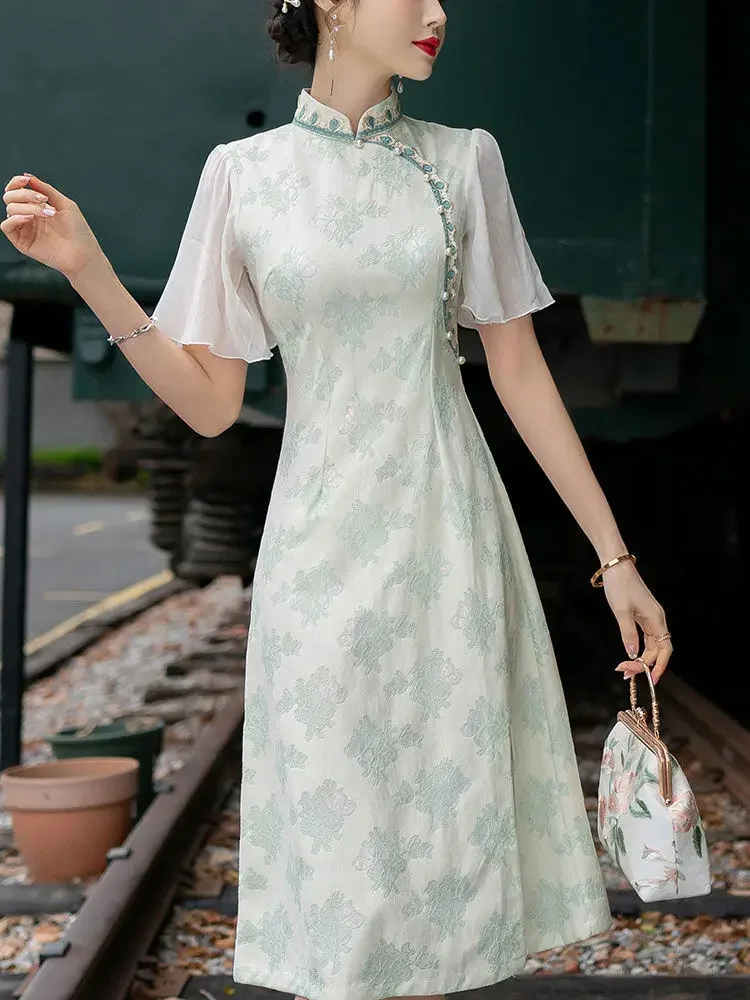 

Inverted Big-sleeved Green Cheongsam 2024 women Elegant High-end Young Girls Improved Fresh Vintage Summer Chinese Qipao Dresses