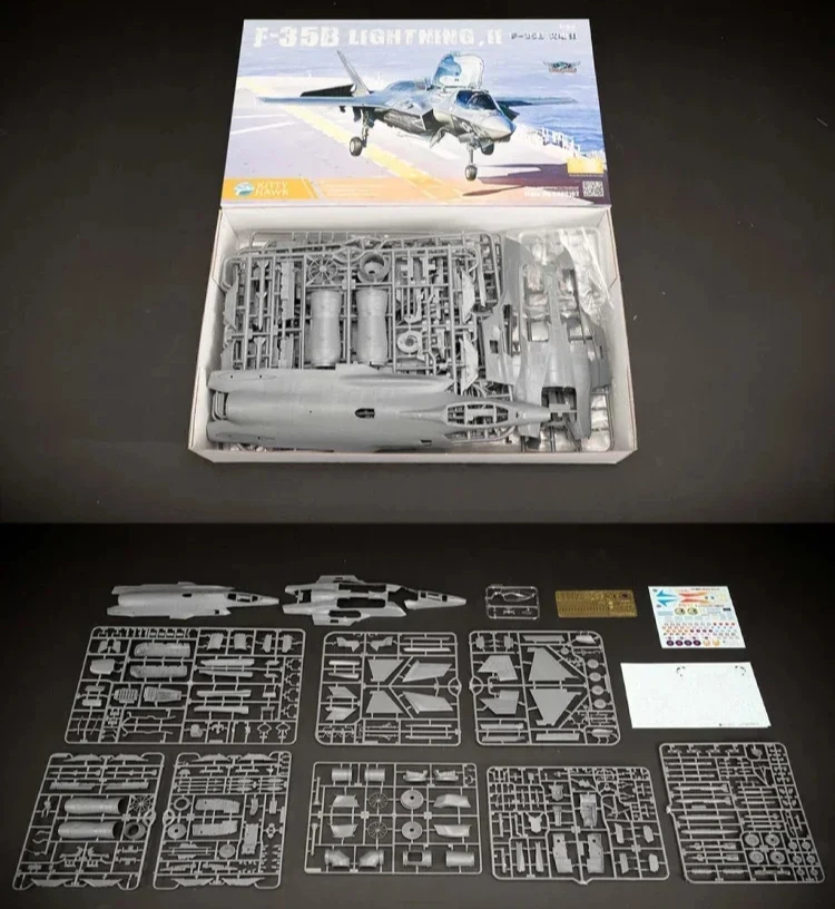 

Kitty Hawk 1/48 assembly model KH80102 American F-35B Lightning II vertical takeoff and landing fighter-Scale Model Kit