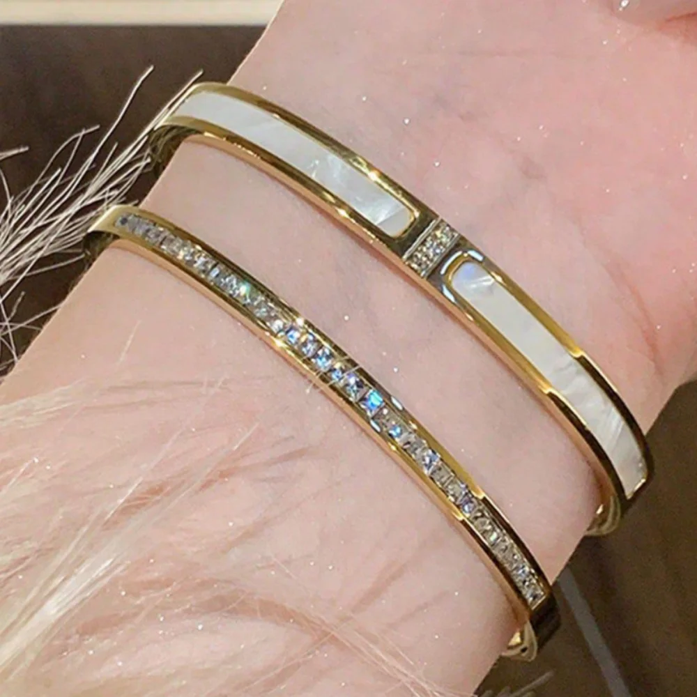 Klassisches 2-teiliges Armband-Set mit Zirkon-Intarsien für Damen, elegantes Mode-Party-Schmuck-Accessoire