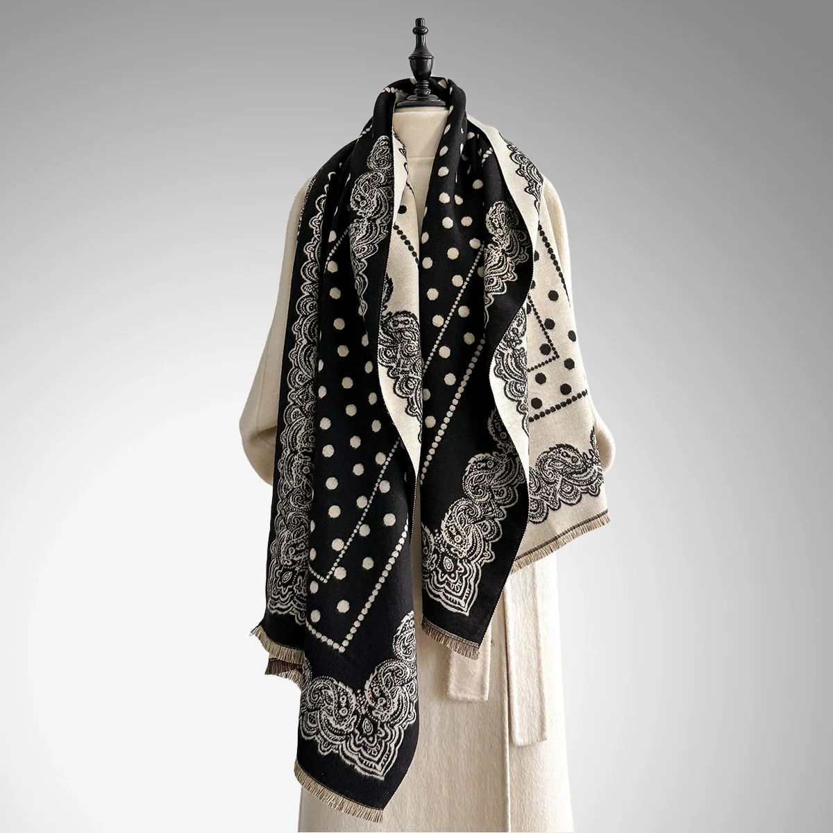 

Женский роскошный шарф из искусственного кашемира, теплое толстое осенне-зимнее одеяло из пашмины, пончо с модным принтом для модных аксессуаров