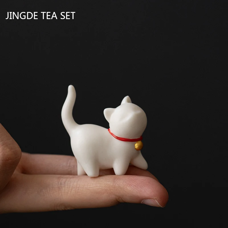 Creativity Handmade Ceramics Tea Pet Ornaments Cute Small Cat Statue White Porcelain Tea Figurine Crafts Boutique Tea Decoration