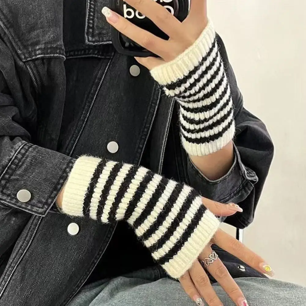 Daily Stripe Pattern Warm Gloves Windproof Cold Proof Touch Screen Knitted Gloves Thick Half Finger Gloves for Autumn Winter