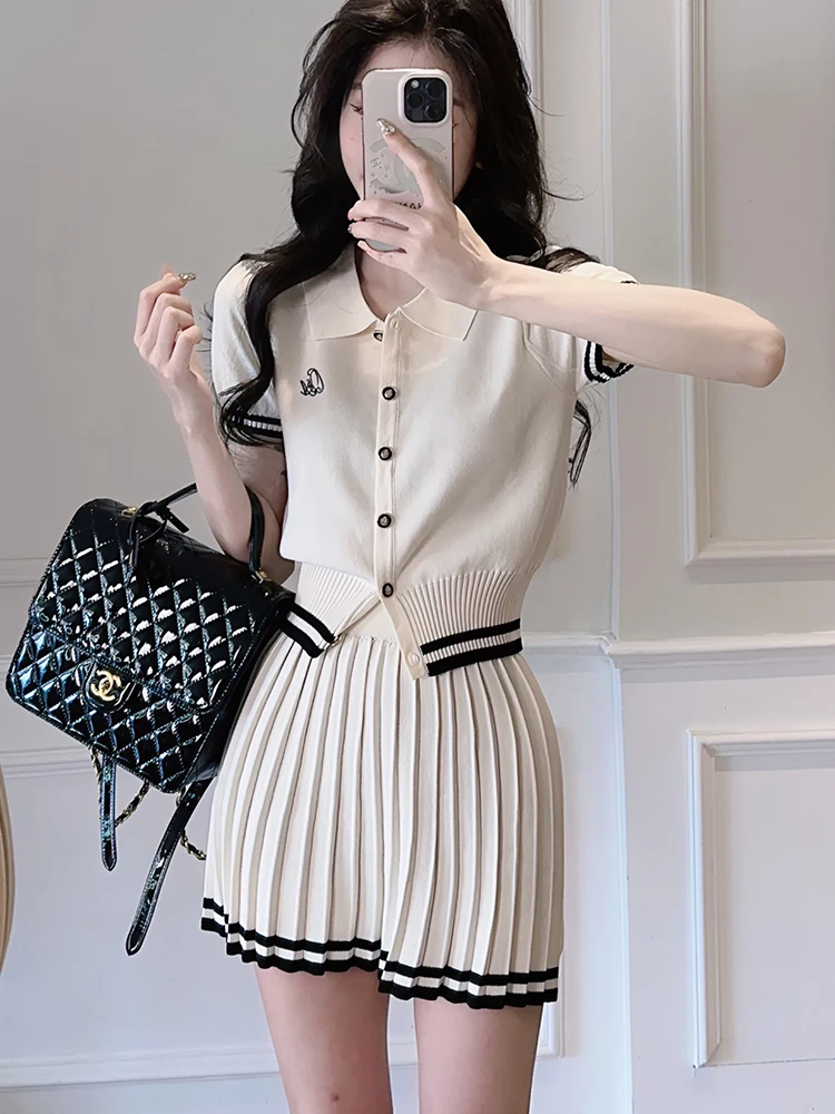 

New Korea Fashion Stripe Knitted Suits Women Short Sleeves Top + Pleated A Line Skirt Summer Casual Streetwear Two Pieces Sets